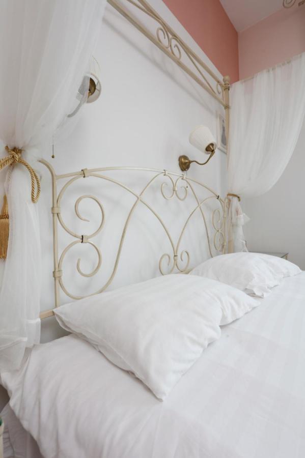 בוקרשט Classy 2 Bedroom Apartment In City Center מראה חיצוני תמונה