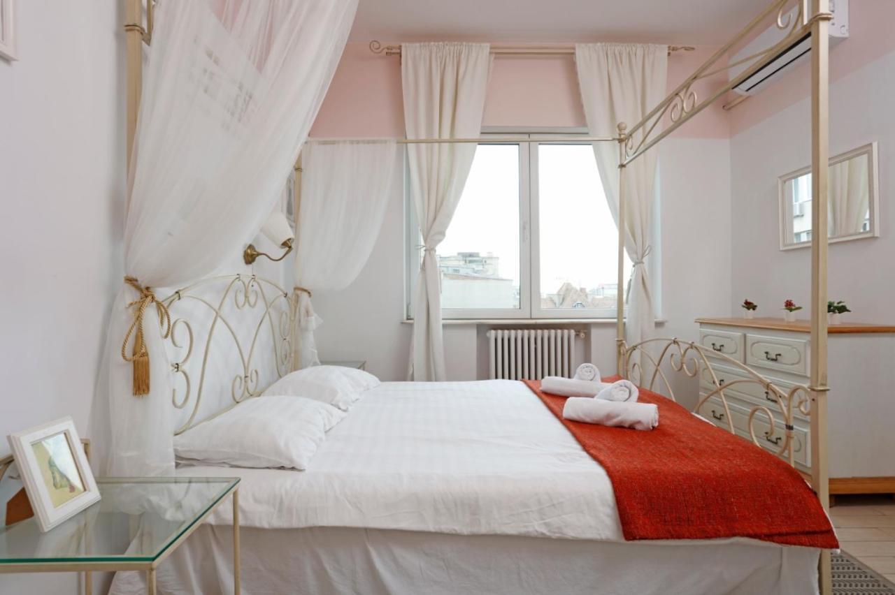 בוקרשט Classy 2 Bedroom Apartment In City Center מראה חיצוני תמונה